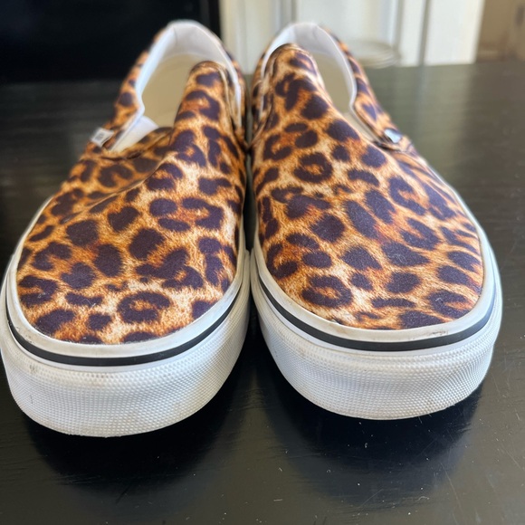 Women’s Van’s Leopard Size 8.5 Slip on - Picture 8 of 8